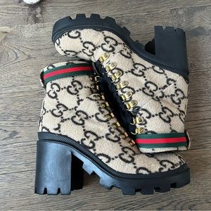 COPY - GUCCI BOOTS W HEEL